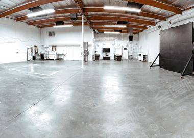 Large Event Studio with Huge Open Space + Strip Views
